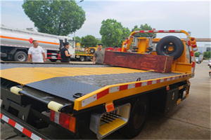 项城附近拖车电话号码服务